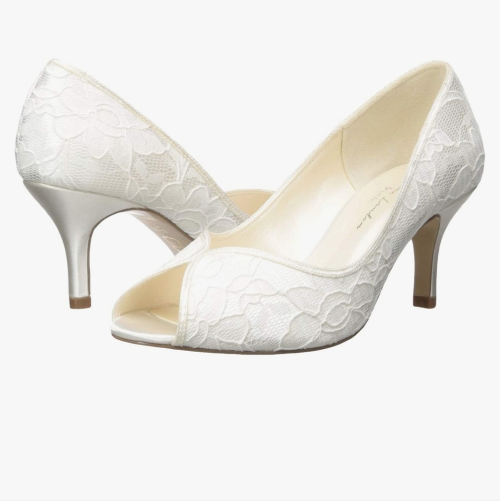 Paradox London "Christabel" Ivory Lace open toe heels Size 7M US